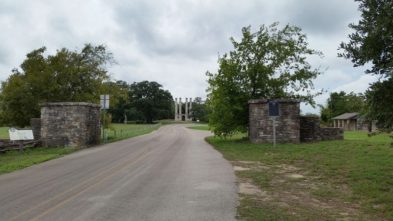 Entrance to the ruins of the old Female College of Baylor University image. Click for full size.