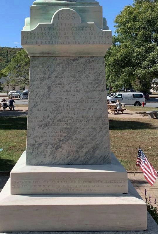 Northfield Civil War Memorial - East Face image. Click for full size.