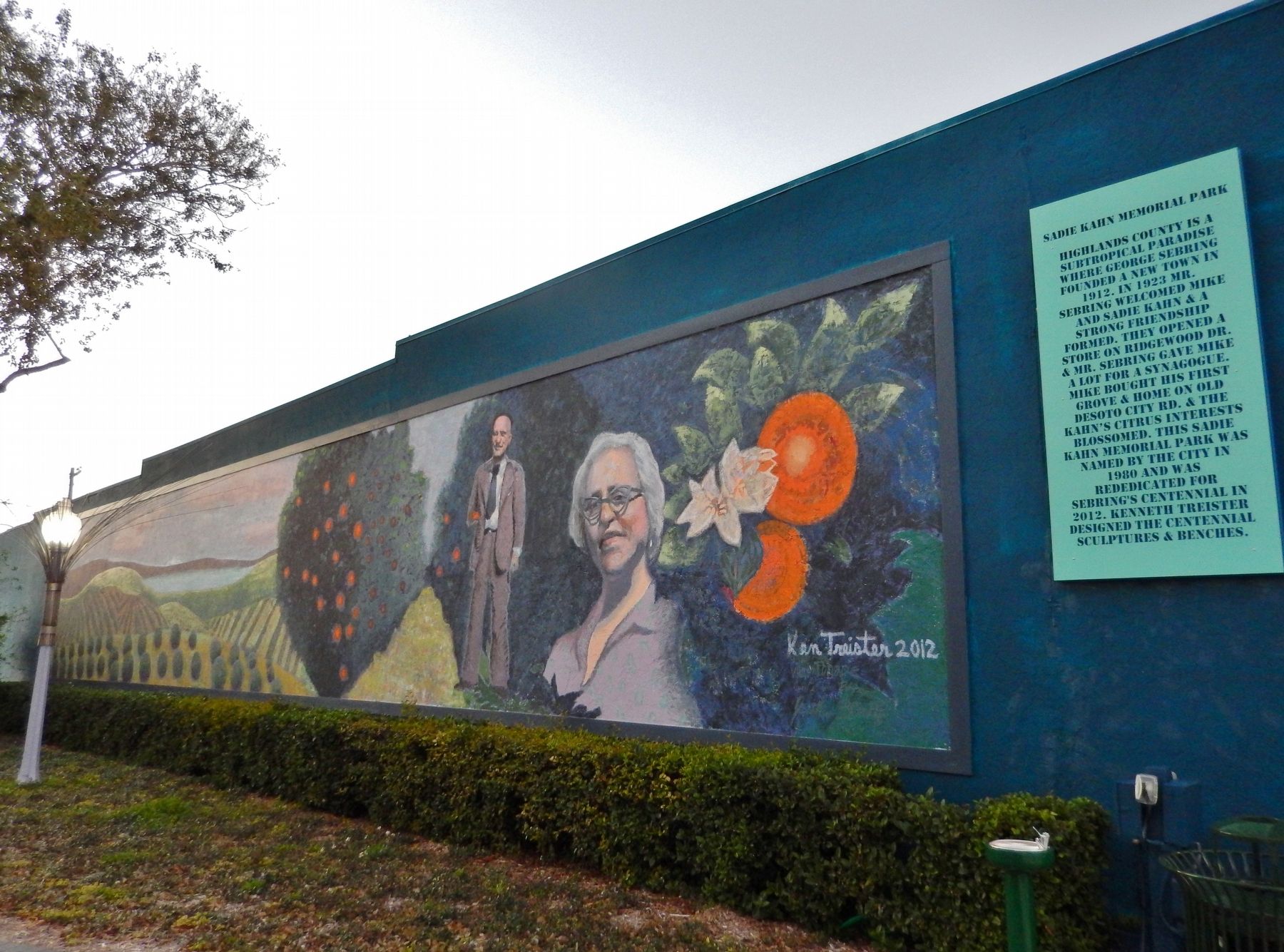 Sadie Kahn Memorial Park Mural image. Click for full size.