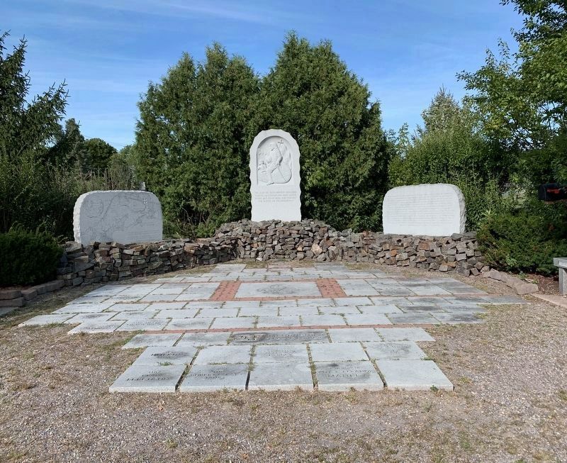 Samuel De Champlain Memorial Site image. Click for full size.