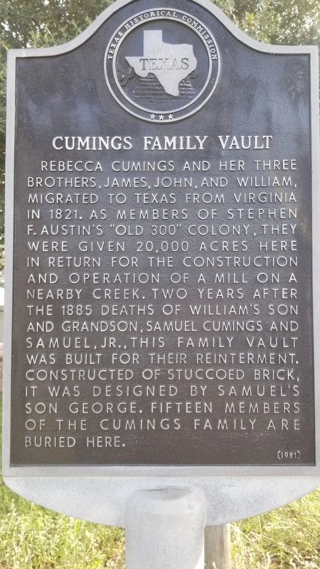 Cumings Family Vault Marker image. Click for full size.