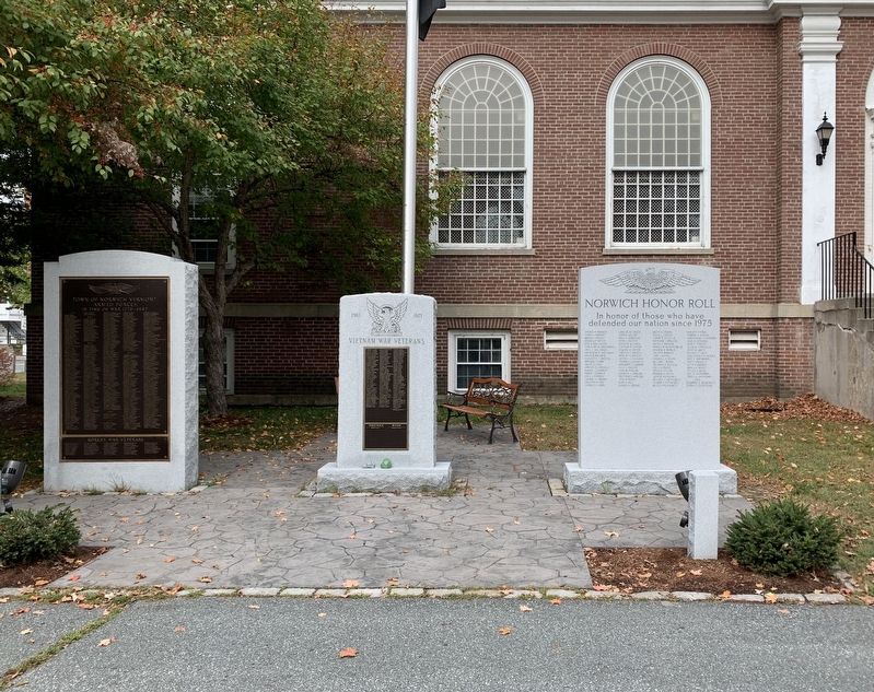 Norwich Honor Roll Marker image. Click for full size.