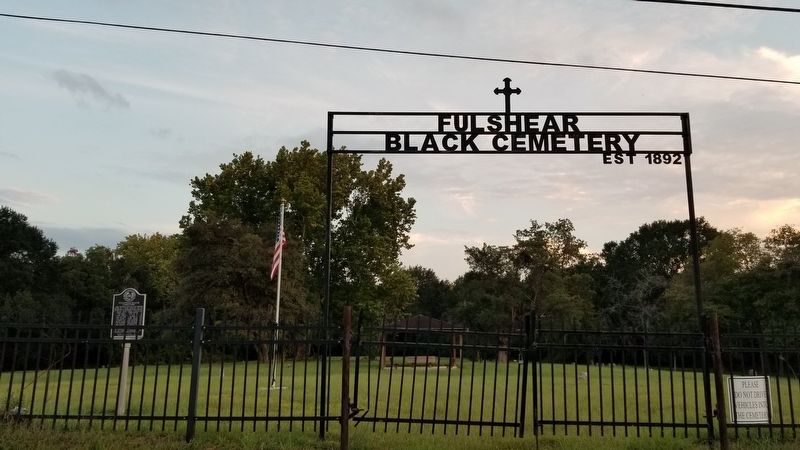 Front gate of the Fulshear Black Cemetery. image. Click for full size.