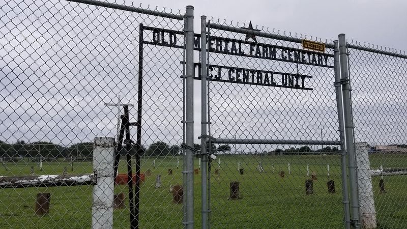 Front gate to the Imperial Farm Cemetery. image. Click for full size.