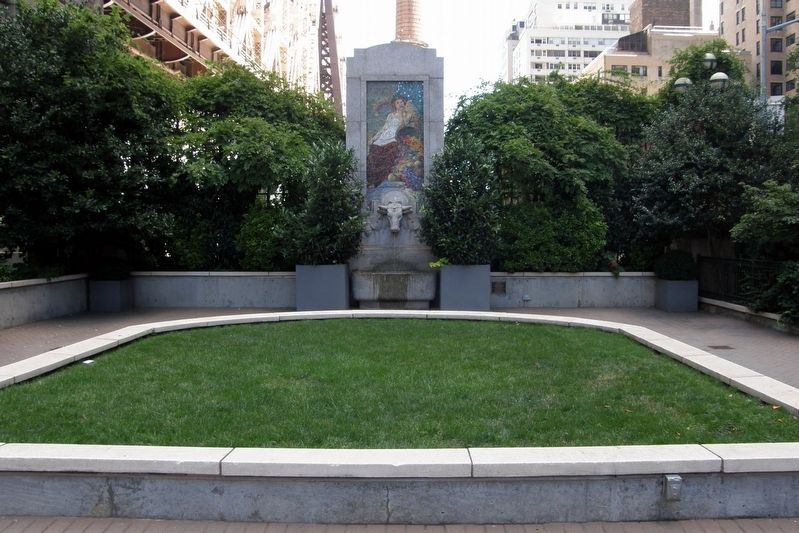 The Evangeline Blashfield Fountain at Honey Locust Park. Click for full size. The Evangeline Blashfield Fountain at Honey Locust Park image. Click for full size.