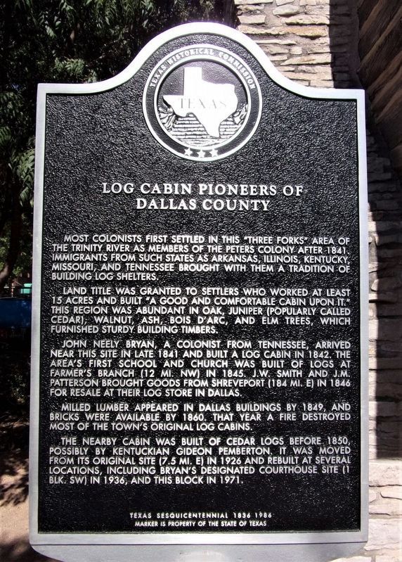 Log Cabin Pioneers of Dallas County Marker. Click for full size. Log Cabin Pioneers of Dallas County Marker image. Click for full size.