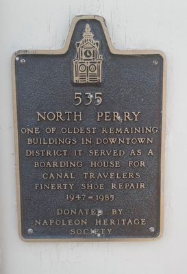 535 North Perry Marker image. Click for full size.