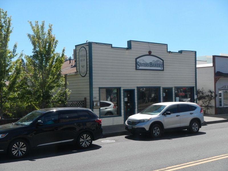 Leithauser General Store and Marker image. Click for full size.