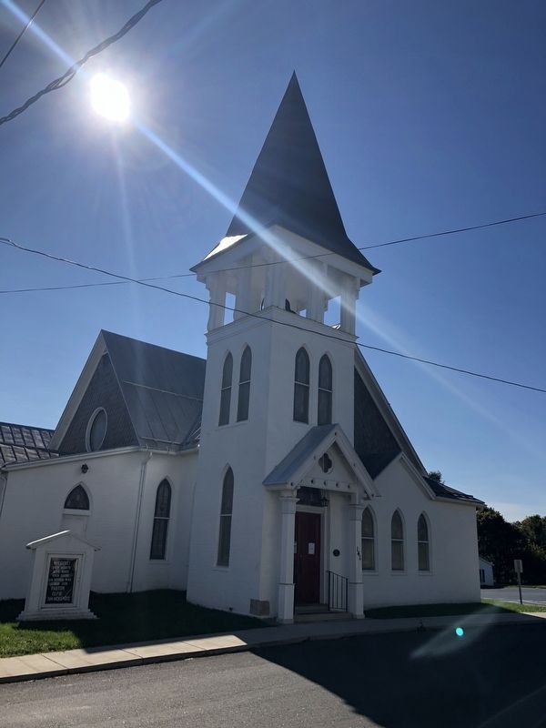 Mt. Jackson United Methodist Church image. Click for full size.