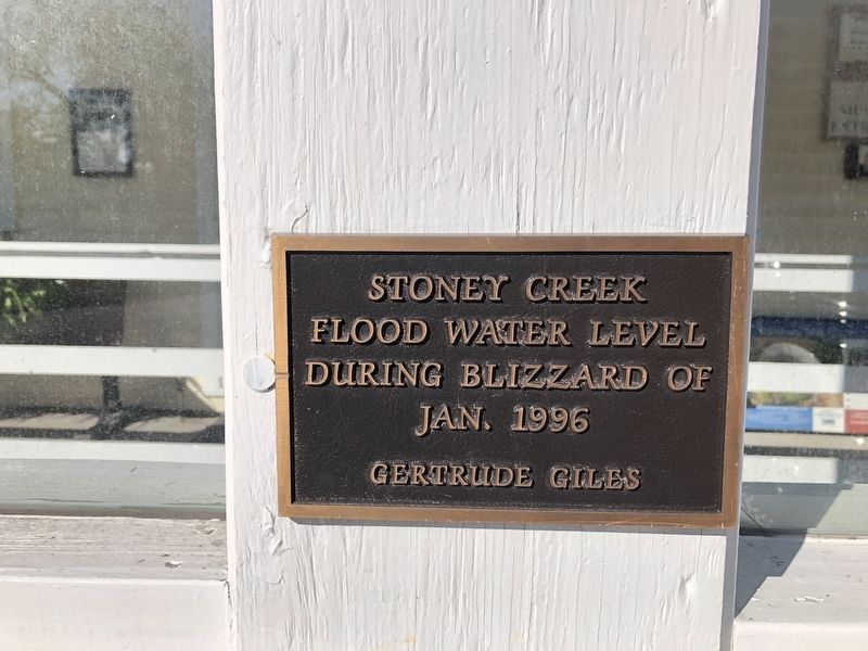 Stoney Creek Flood Water Level Marker image. Click for full size.