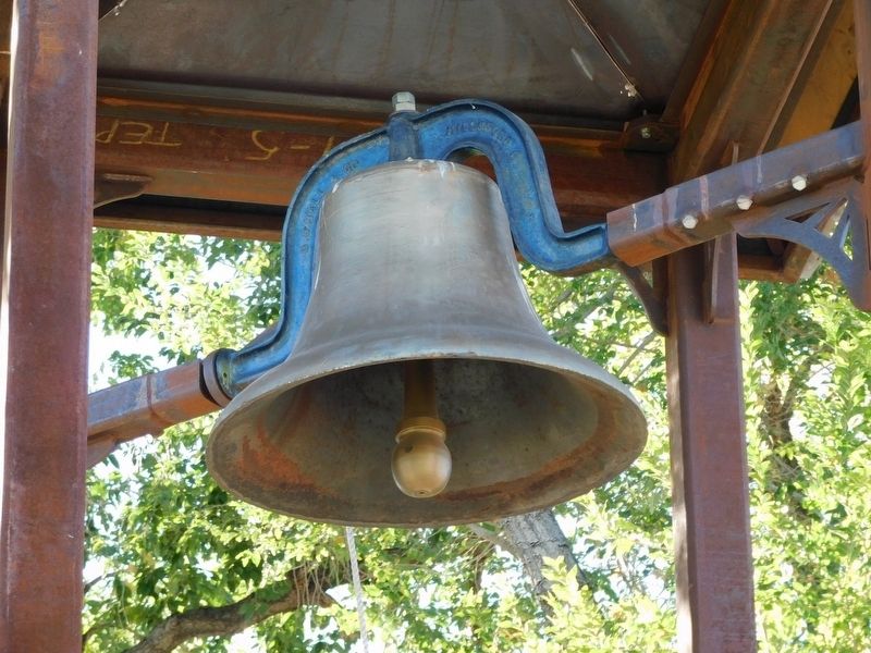 Springerville Schoolhouse Bell image. Click for full size.