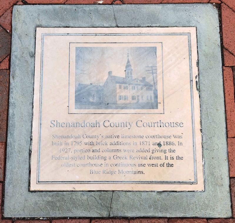 Shenandoah County Courthouse Marker image. Click for full size.