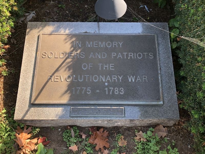 Revolutionary War Memorial image. Click for full size.