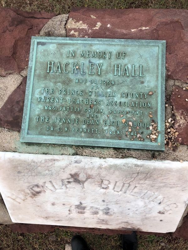 Hackley Hall dedication plaque image. Click for full size.