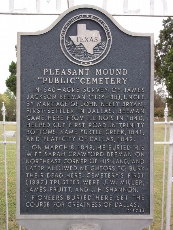 Pleasant Mound "Public" Cemetery Marker image. Click for full size.