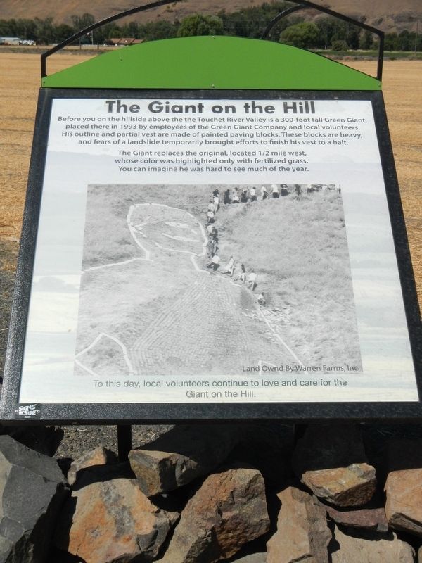 The Giant on the Hill Marker image. Click for full size.