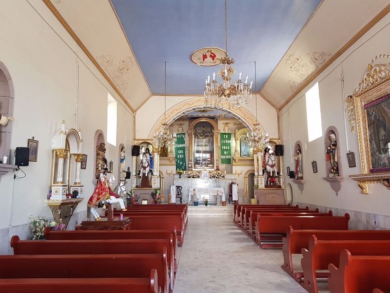 An interior view of the original Parish Church of Santiago Acotzilapan image. Click for full size.