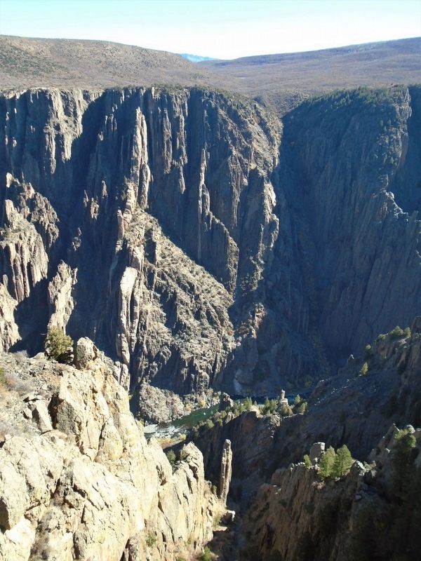 Pegmatite Dikes in Black Canyon of the Gunnison National Park image. Click for full size.