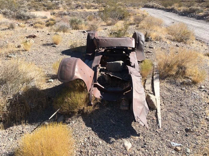 Abandoned Vehicle image. Click for full size.