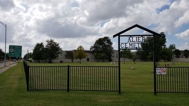 Alief Cemetery and Marker image. Click for full size.