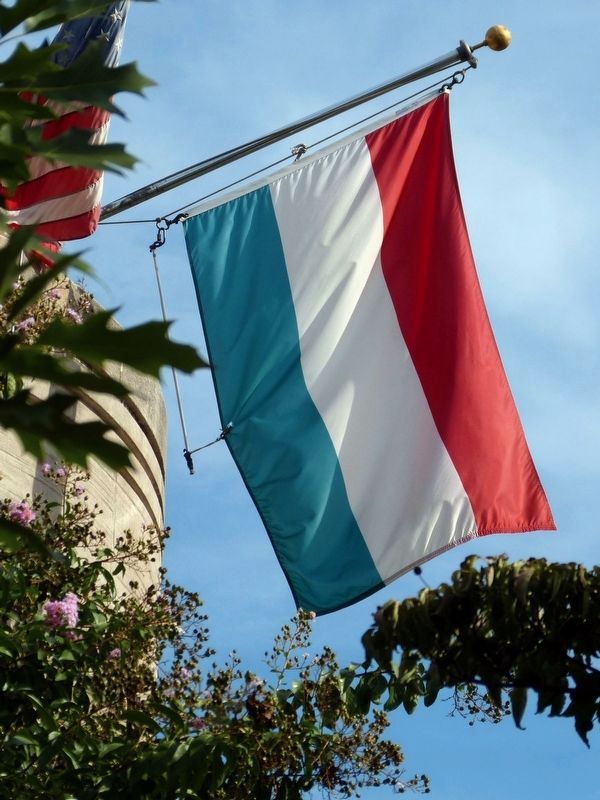 Hungarian Flag<br>Kossuth House image. Click for full size.