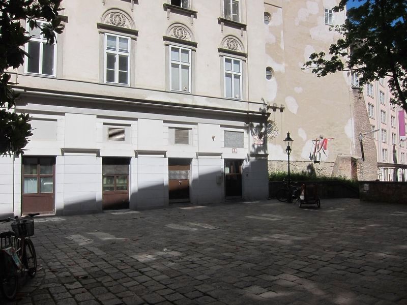 1981 Vienna Synagogue Attack Marker - wide view image. Click for full size.