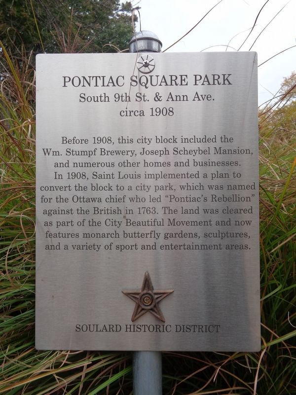Pontiac Square Park Marker. Click for full size. Pontiac Square Park Marker image. Click for full size.
