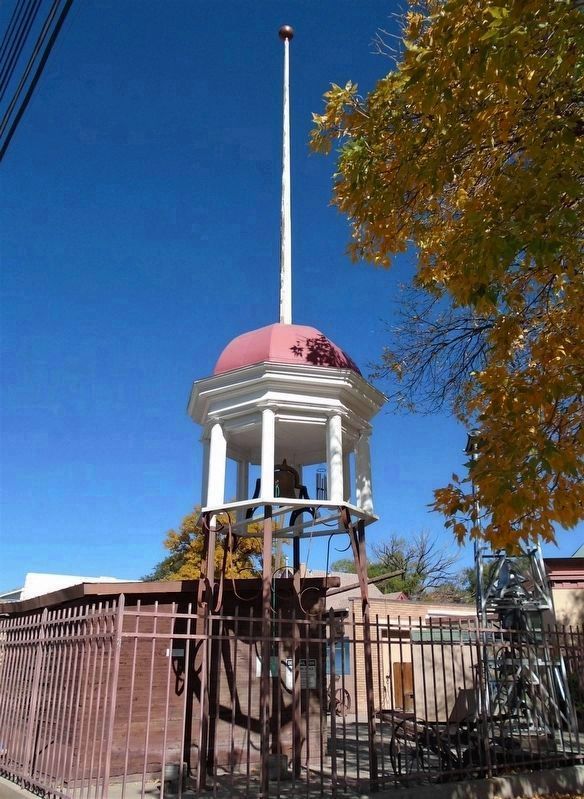 Central School Bell image. Click for full size.