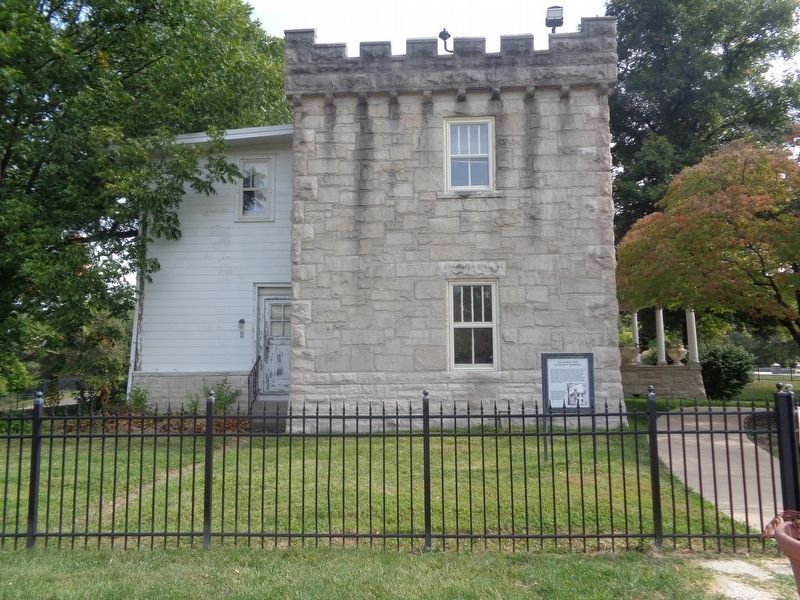 The Lincoln Tomb Custodian's Residence Marker. Click for full size. The Lincoln Tomb Custodian's Residence Marker image. Click for full size.