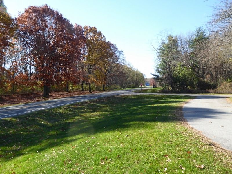 Looking west up Park Rd. from the "Da-Yo-It-Ga-O" marker loop location image. Click for full size.