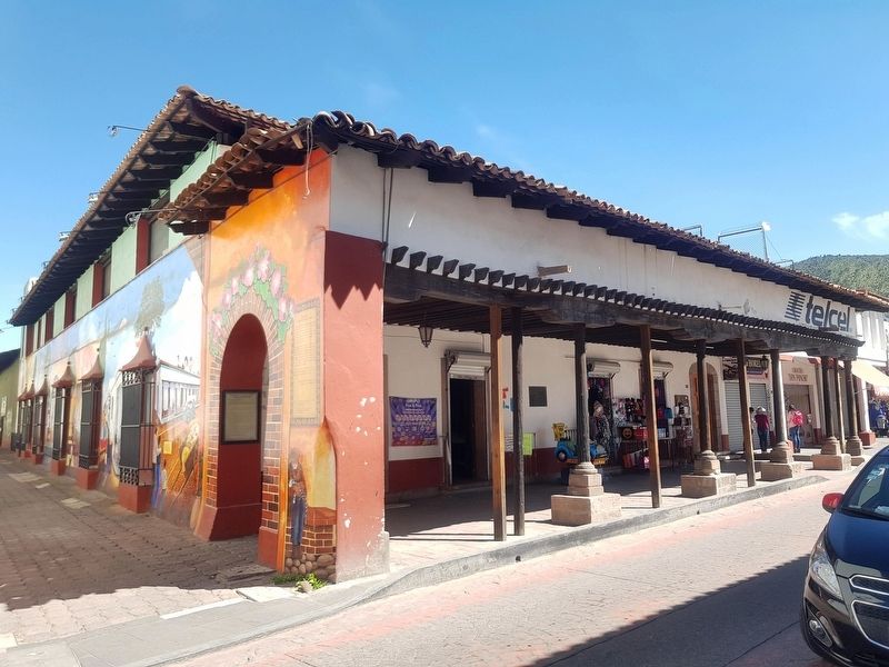 Traditional Shops and Pharmacies of Atlacomulco Marker. Click for full size. Traditional Shops and Pharmacies of Atlacomulco Marker image. Click for full size.