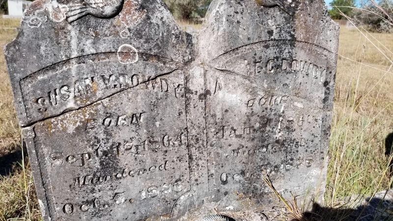 Closeup of Susan and Alice's grave indicate they were murdered. image. Click for full size.