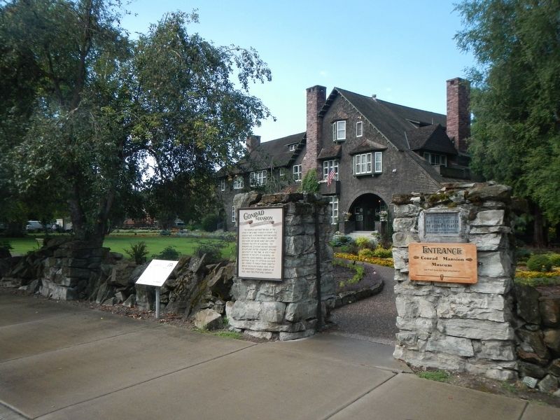 East Side Historic District Marker image. Click for full size.
