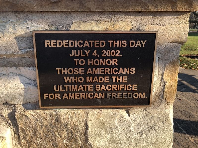 Levittown Veterans Memorial image. Click for full size.