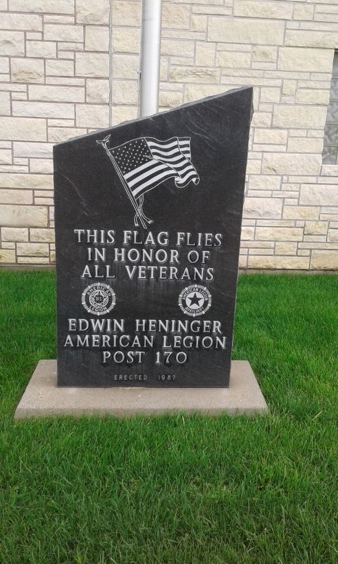 Veterans Memorial Flag Marker image. Click for full size.