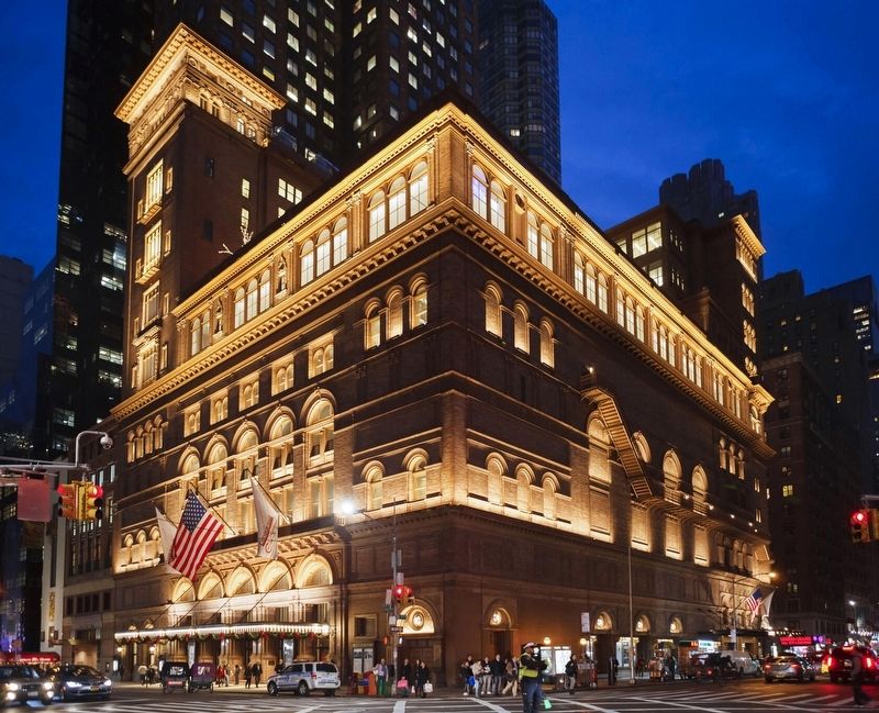 Carnegie Hall at night image. Click for full size.