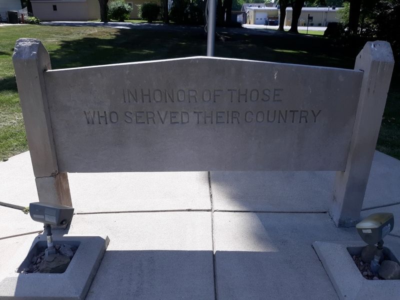 Horton Veterans Memorial image. Click for full size.