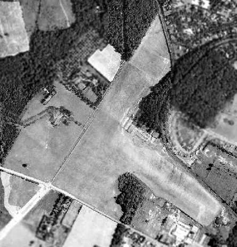 DuPont Airfield, 1954 image. Click for full size.