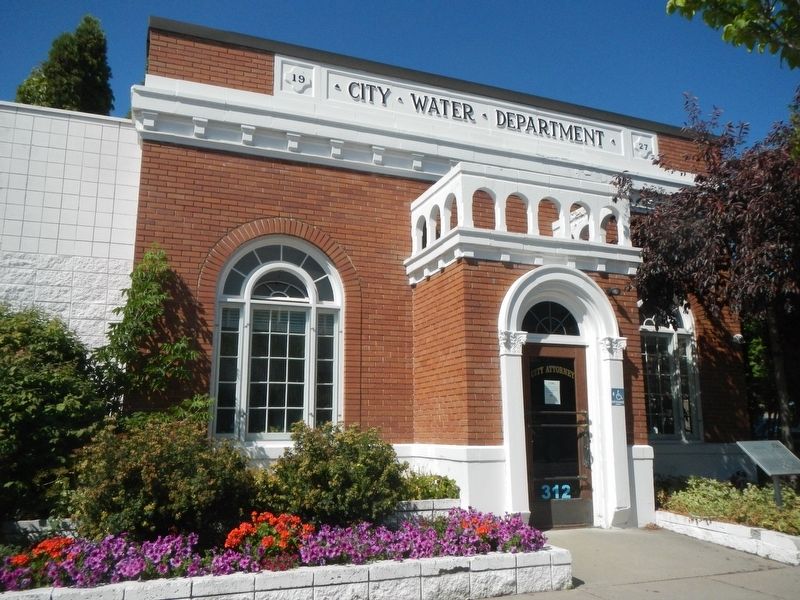 City Water Department and Marker image. Click for full size.