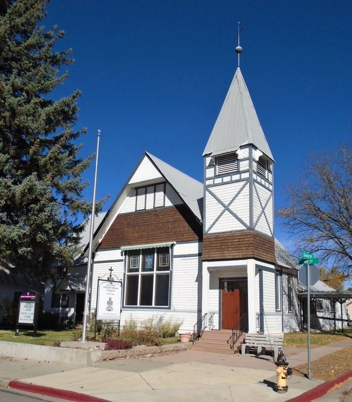 Pine River Calvary Presbyterian Church image. Click for full size.