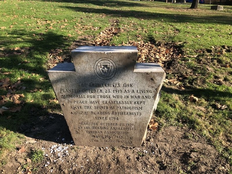 The Artillerists Oak Marker image. Click for full size.