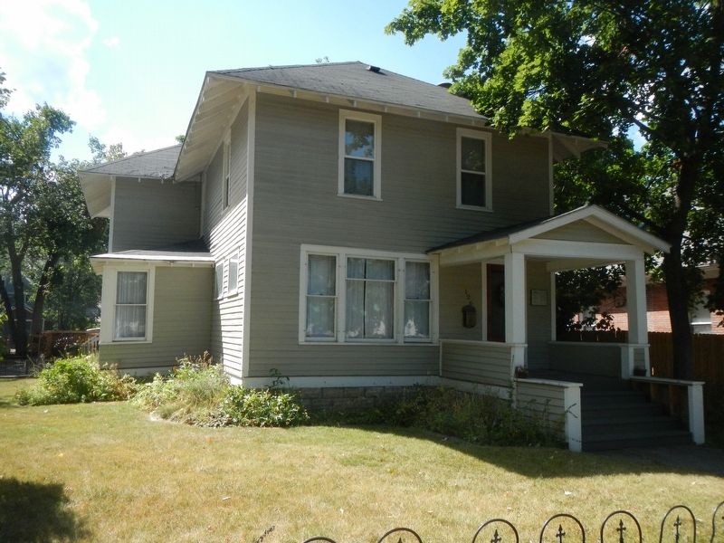 Grant/Clifford House and Marker. Click for more information. Grant/Clifford House and Marker image. Click for more information.
