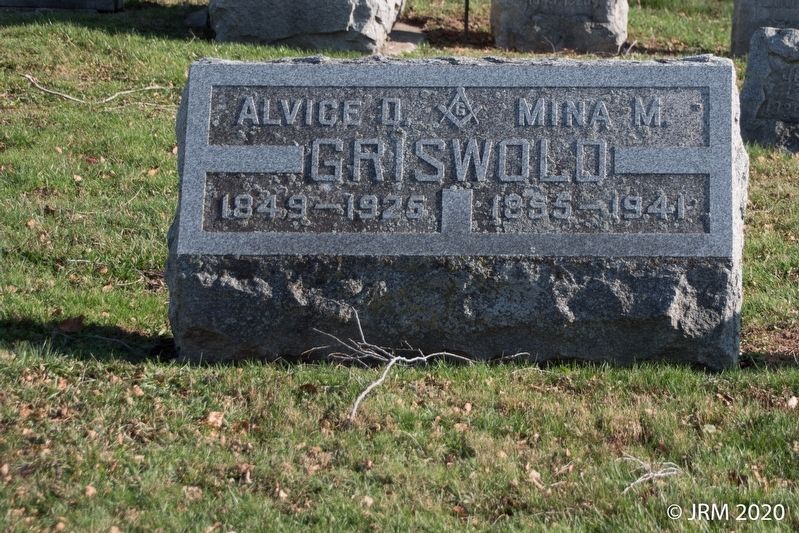 Mina Griswold Burial Site image. Click for full size.