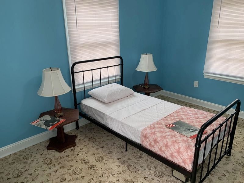 Inside of one of the motel rooms image. Click for full size.
