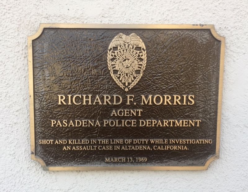 Richard Morris Memorial Plaque image. Click for full size.