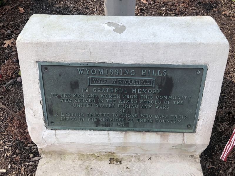 Wyomissing Hills War Memorial image. Click for full size.