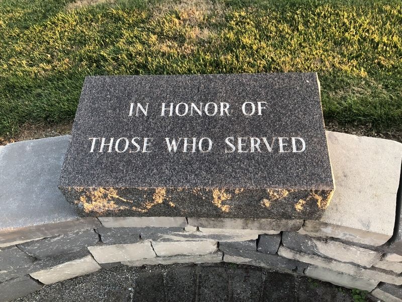Veterans Memorial image. Click for full size.