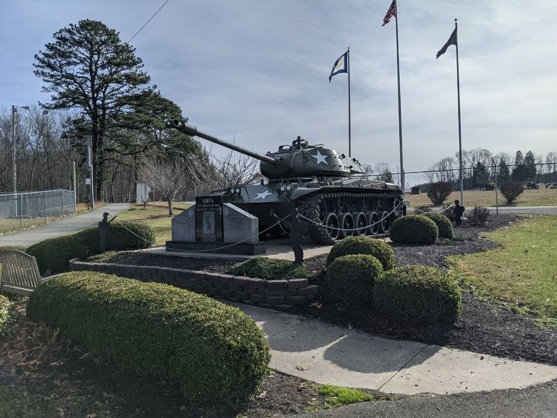 Fayetteville Korean War Memorial image. Click for full size.