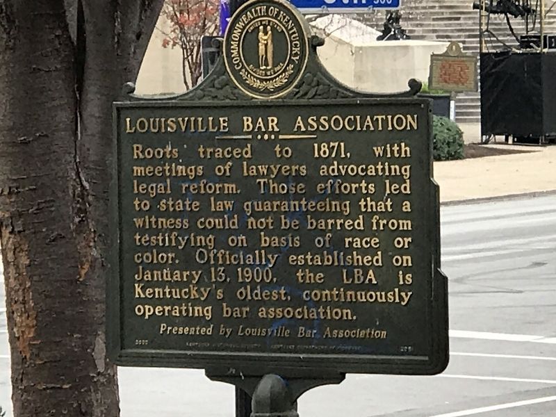 Louisville Bar Association Marker image. Click for full size.