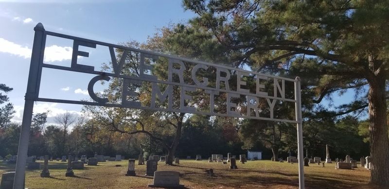Main entrance to the Lovelady Evergreen Cemetery. image. Click for full size.